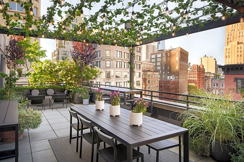SMYTH Tribeca