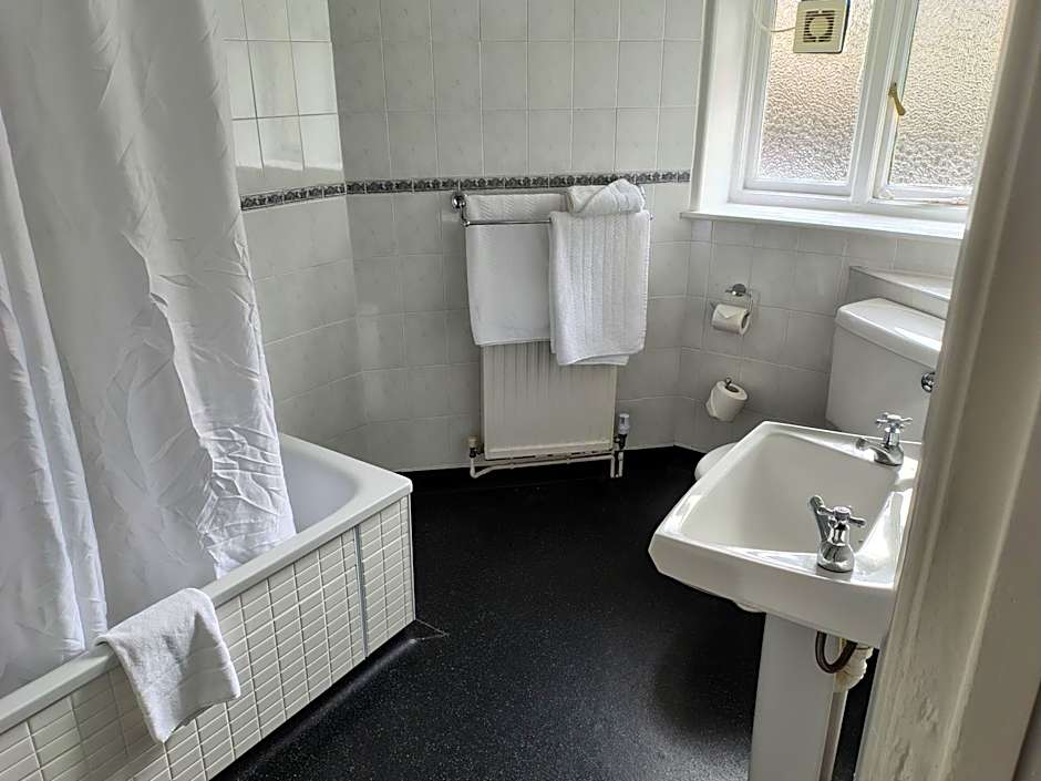 Rising Sun Hotel by Greene King Inns