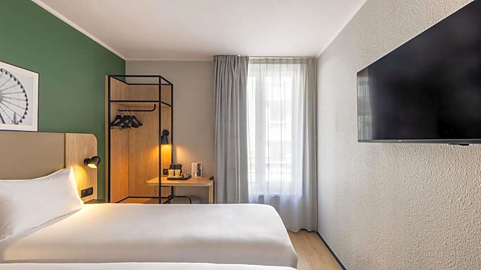 Campanile PRIME - Paris Levallois-Perret