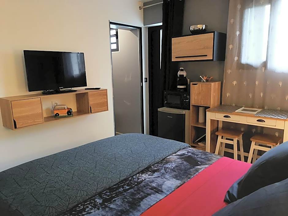 Hostal 170 Room 15 Service Appartement