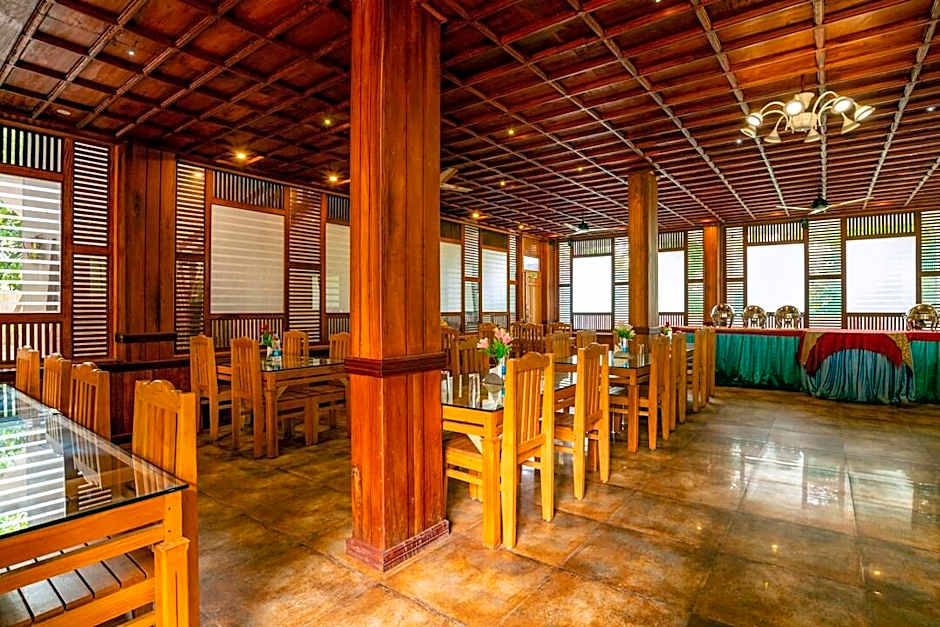 At Wood Resort Munnar