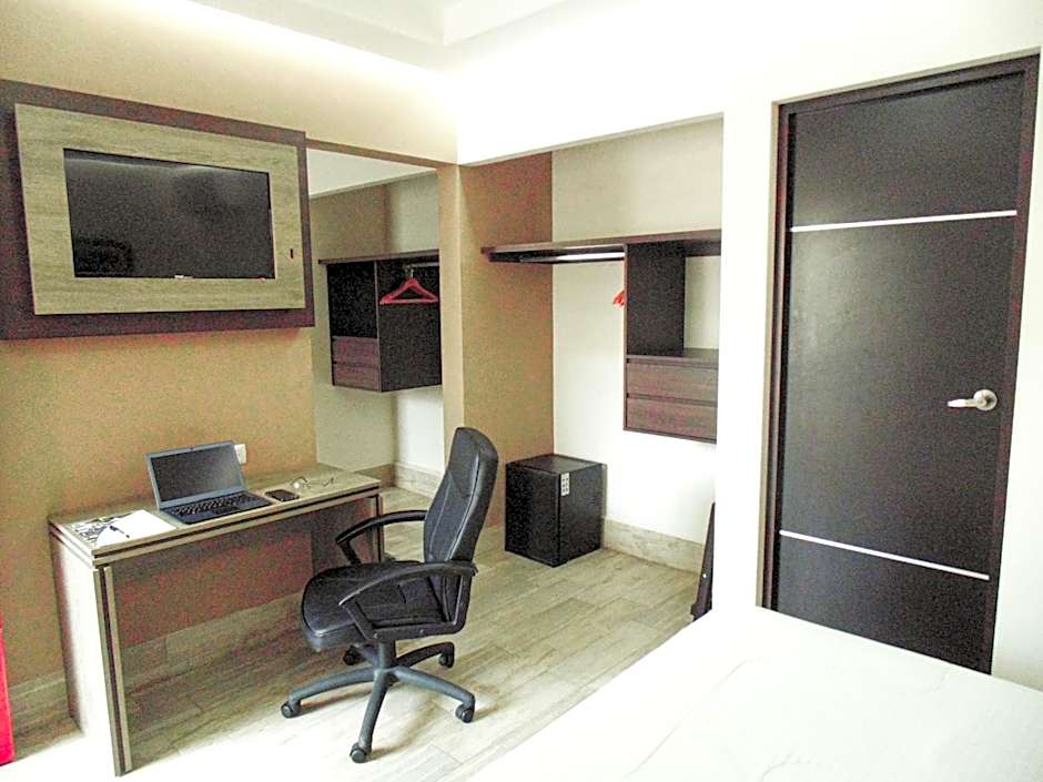 Hotel River Poliforum