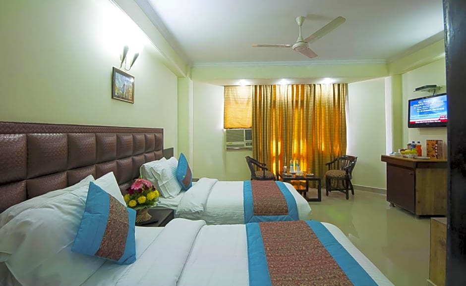 Capital O 2382 Hotel White House Continental