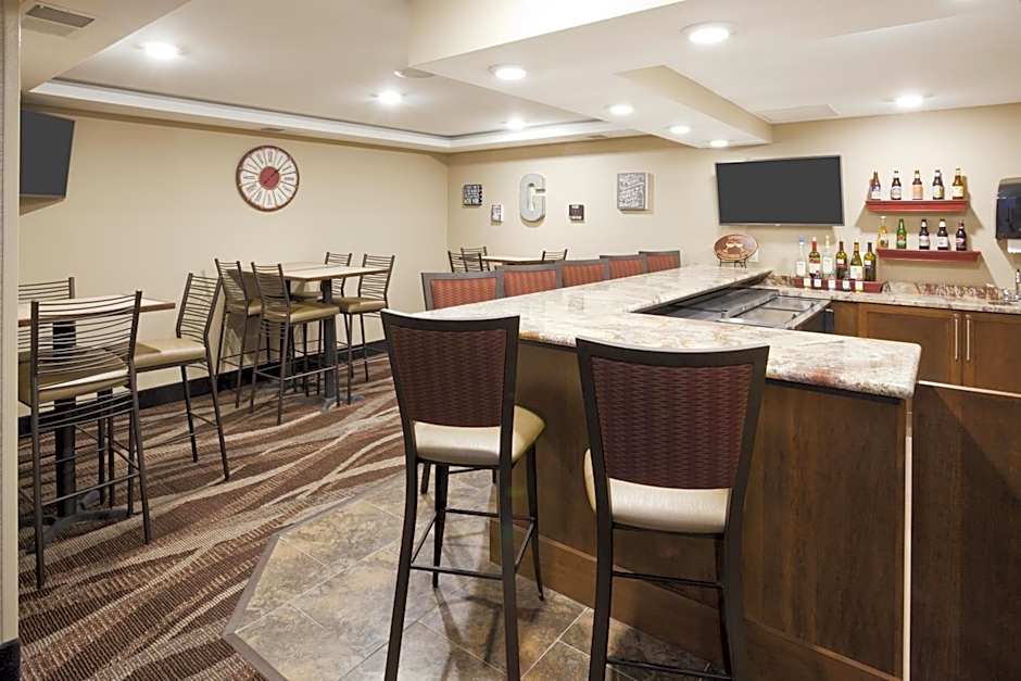 Gateway Park Hotel and Suites - Sioux Falls -Tea