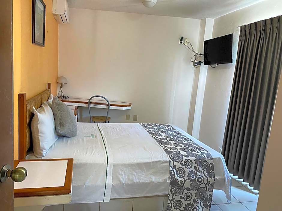 Hotel Suites Regina