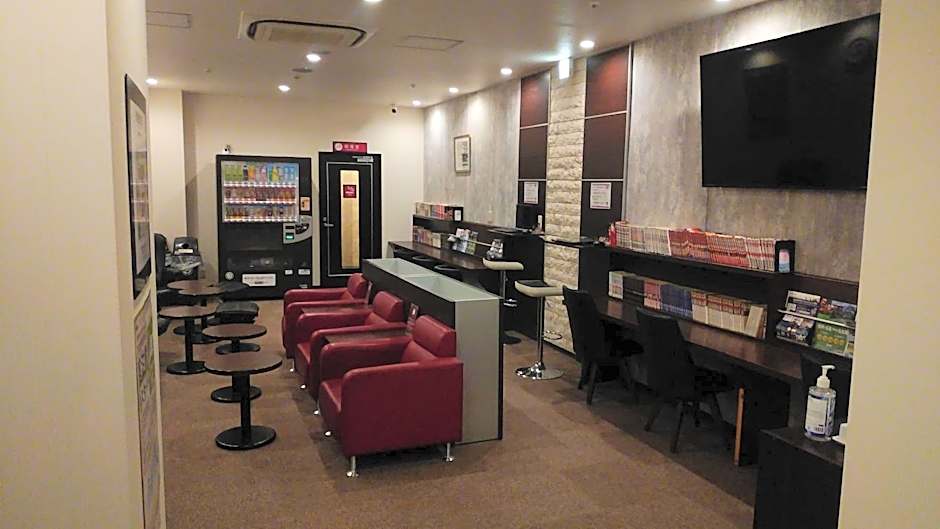HEARTS Capsule Hotel & Spa Nakasu -Male only-