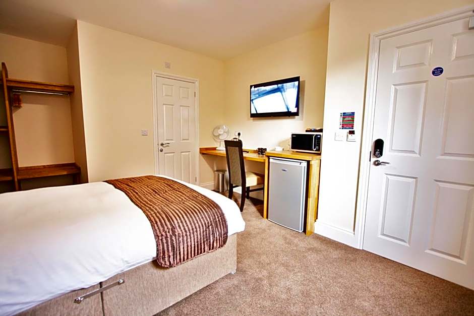 New County Hotel by RoomsBooked