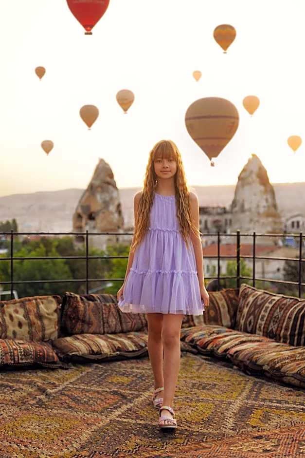 Noah's Ark Cave Hotel