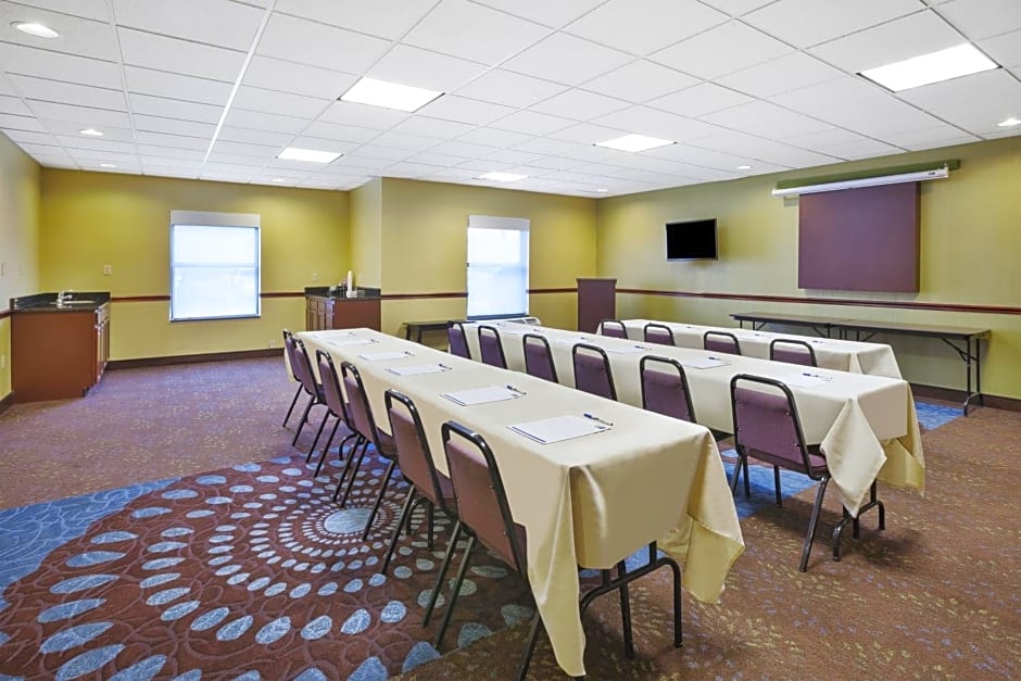 Holiday Inn Express Hotel & Suites Circleville, an IHG Hotel