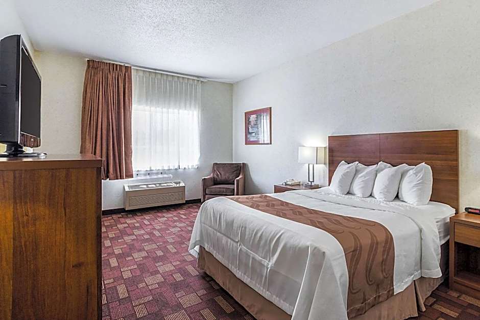 Econo Lodge Luverne I-90