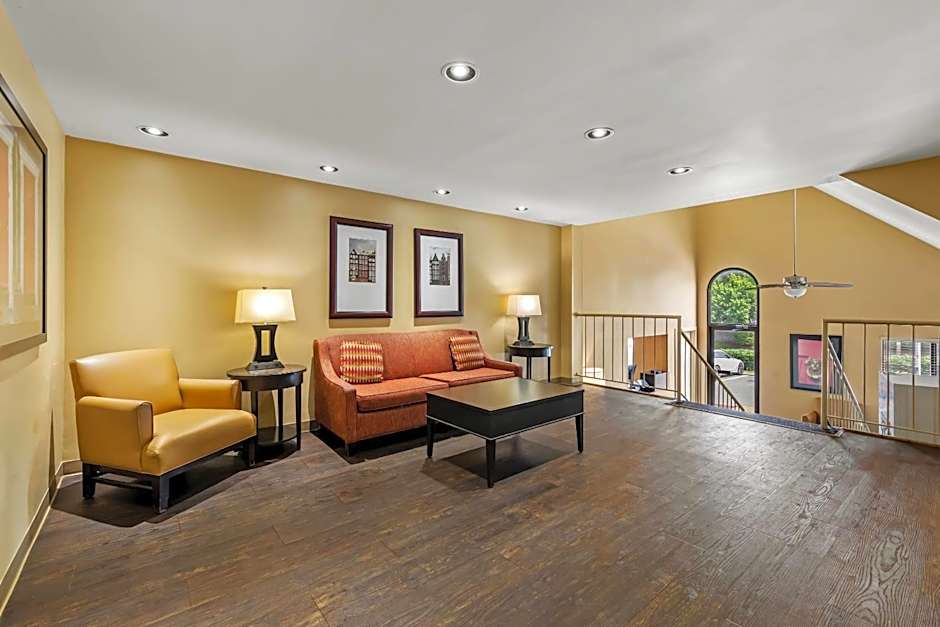 Suburban Studios Brentwood - Nashville