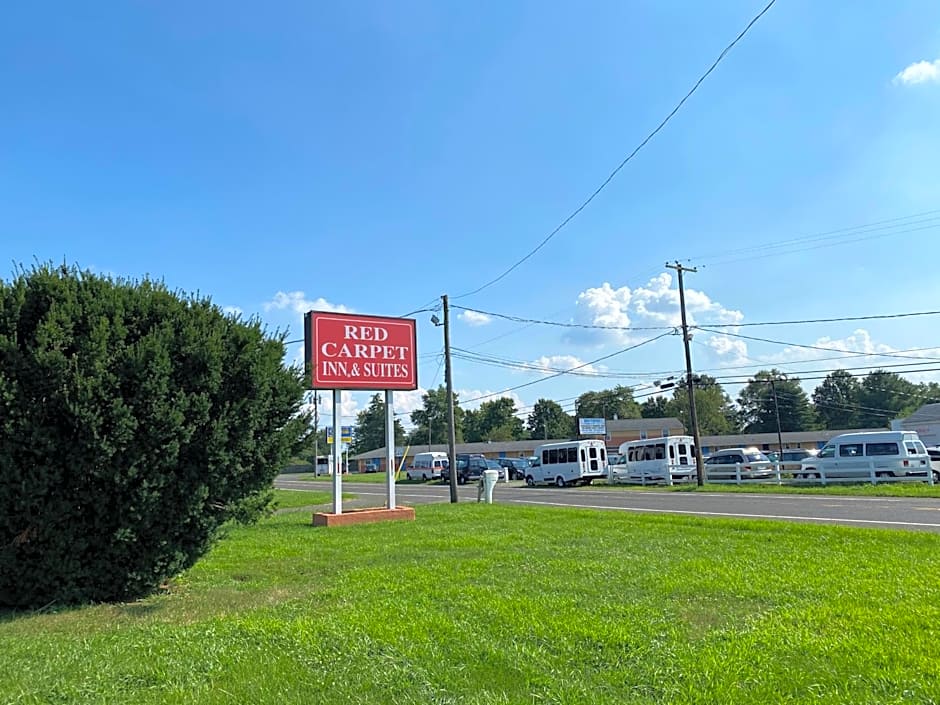 Red Carpet Inn & Suites Wrightstown