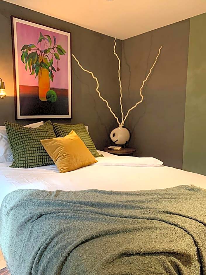 The Trail in Adams - Berkshires' Art Hotel