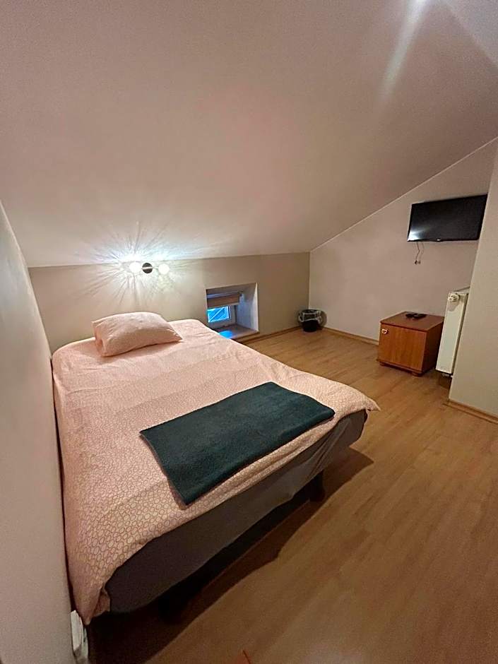 Piątka noclegi- Łódź