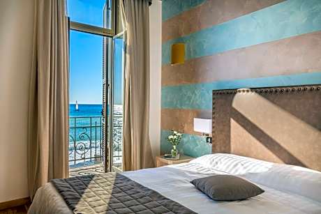 Economy Single Room with Hill View