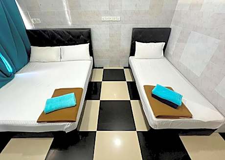Triple  Room