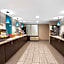 La Quinta Inn & Suites by Wyndham Denver - Aurora Medical Ctr.