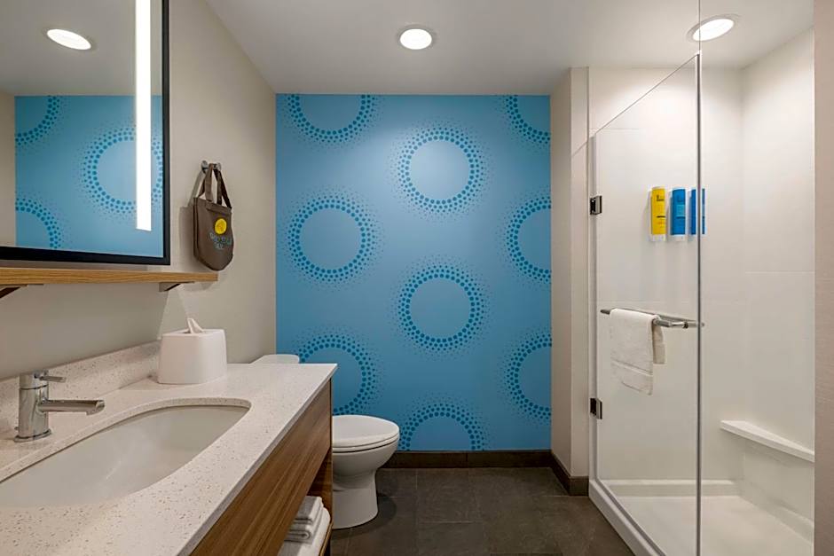 Tru by Hilton Martinsburg