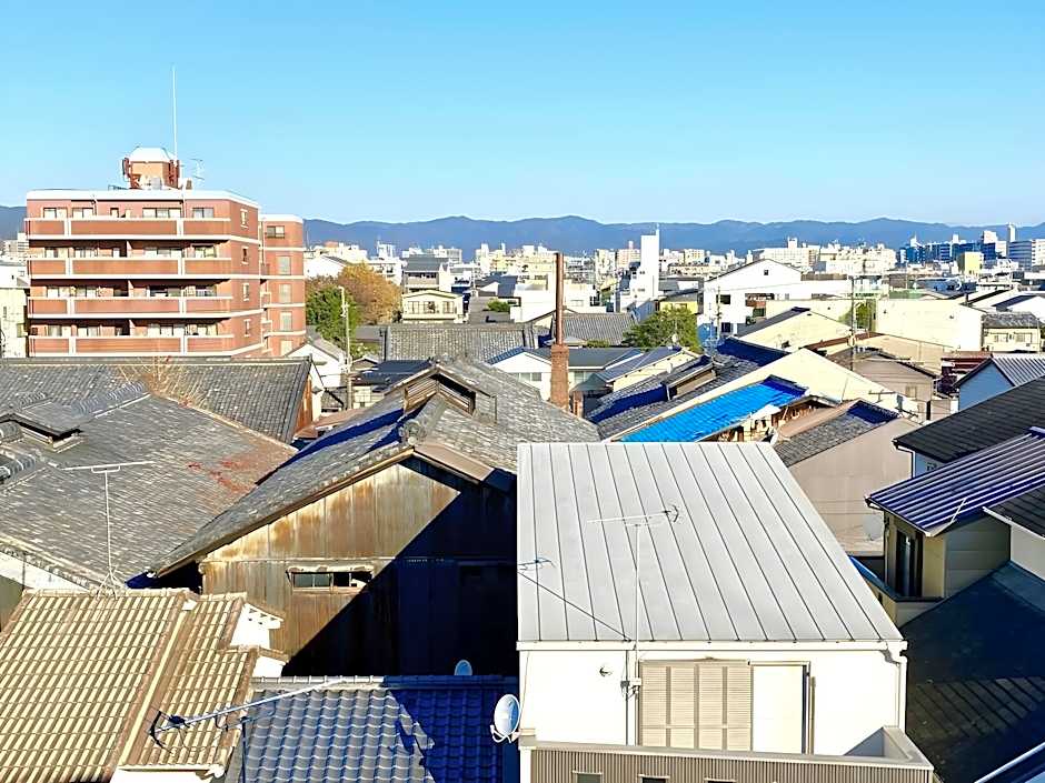 Kyoto Uraraka Guest House