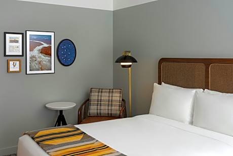 Tower Premium Queen Room with Two Queen Beds