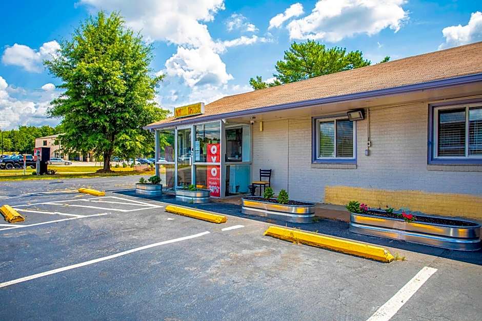 OYO Inn Kernersville