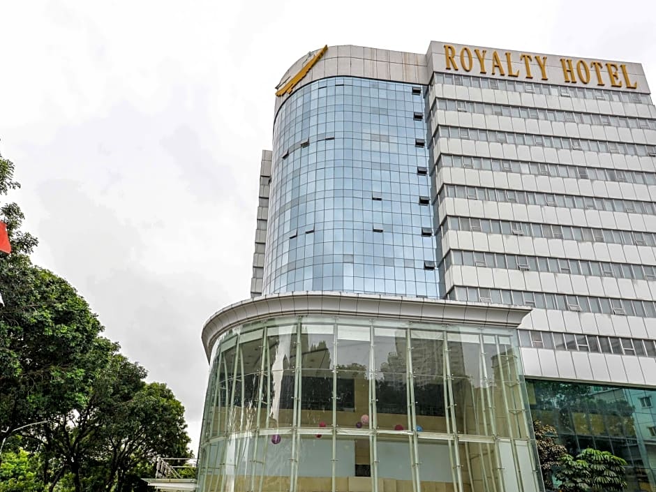Royalty Hotel