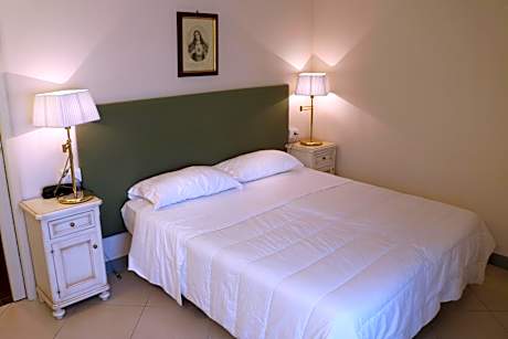 Basic Double or Twin Room