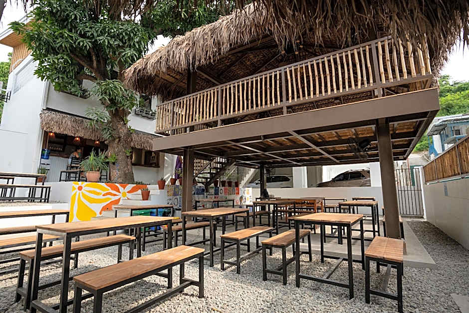 The Circle Hostel La Union