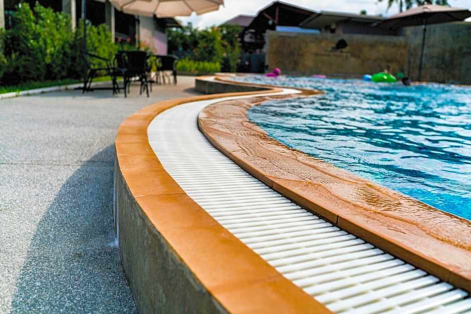 Maerim Villa & Pool