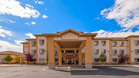 Best Western PLUS Fossil Country Inn & Suites