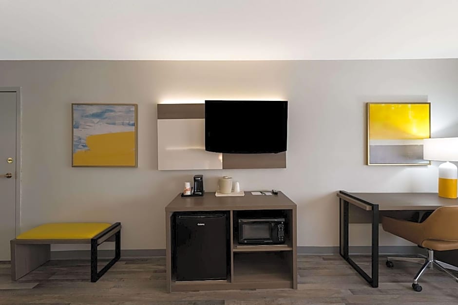 Quality Inn & Suites Artesia