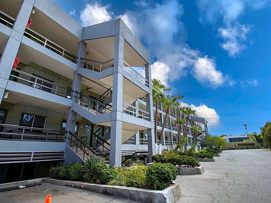 Hotel Calafia