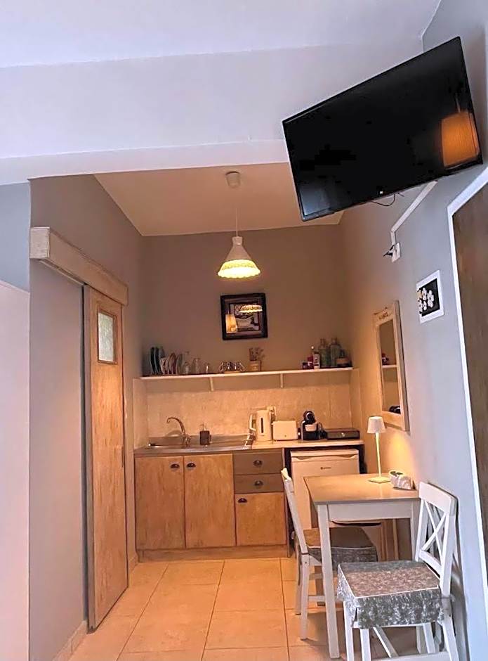 Pillbox Seafront Studios and Apartments