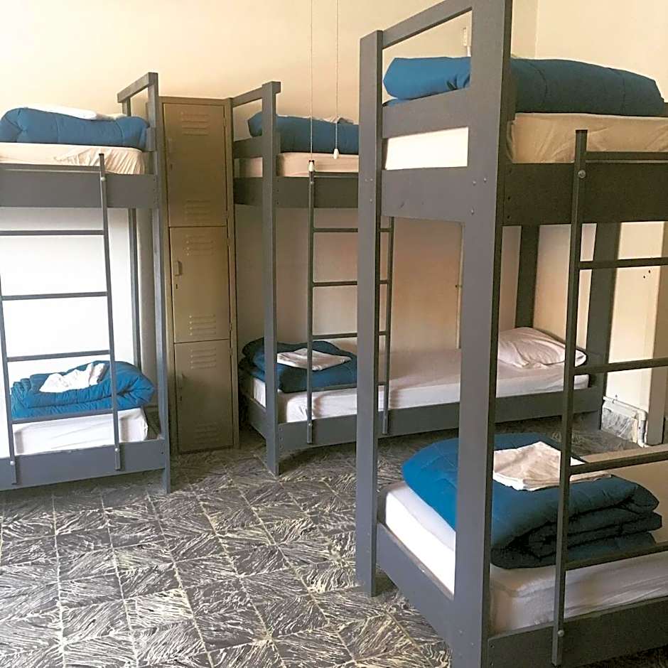 El Petate Hostel
