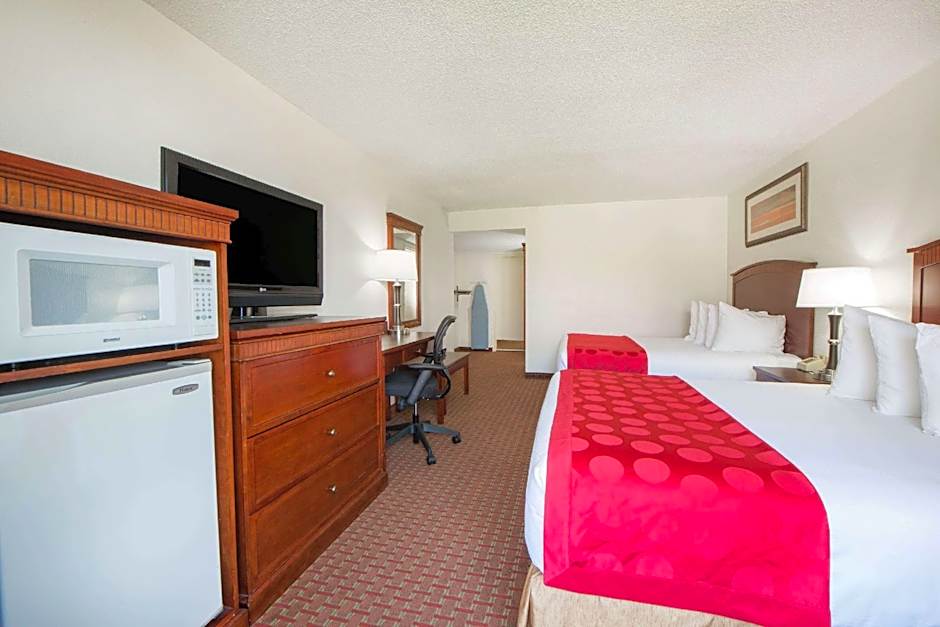 Ramada by Wyndham Enid