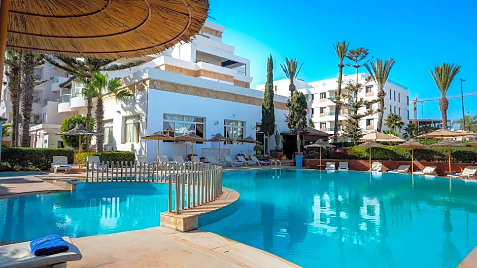 Intouriste Hôtel & Suites