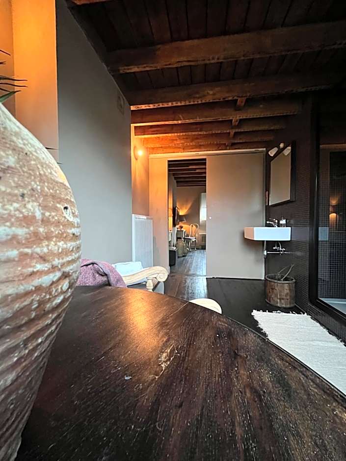 Guesthouse Nights by Morpheus