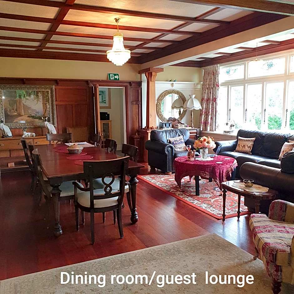 Ashcott Homestead Bed & Breakfast