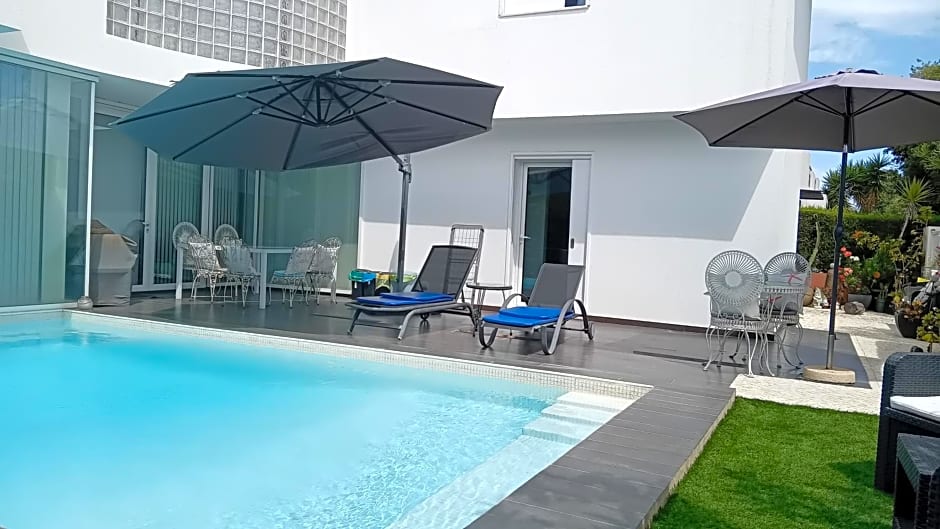 Tavira independent suite with Pool at Casa Reflexos