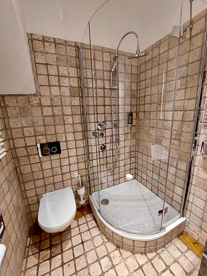 Modern Studios near City Center