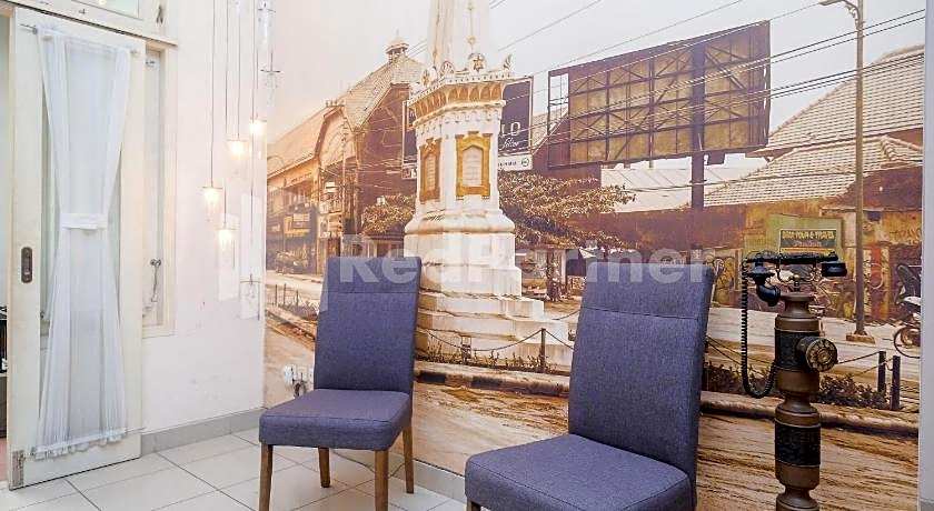 Just 11 Boutique Syariah Mitra RedDoorz near UGM Yogyakarta