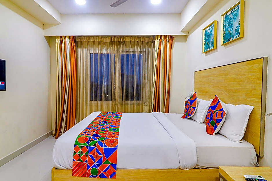 Hotel Swarna's By Treebo – Vijayawada, IA