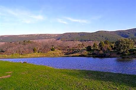 hostal Decerca Prádena