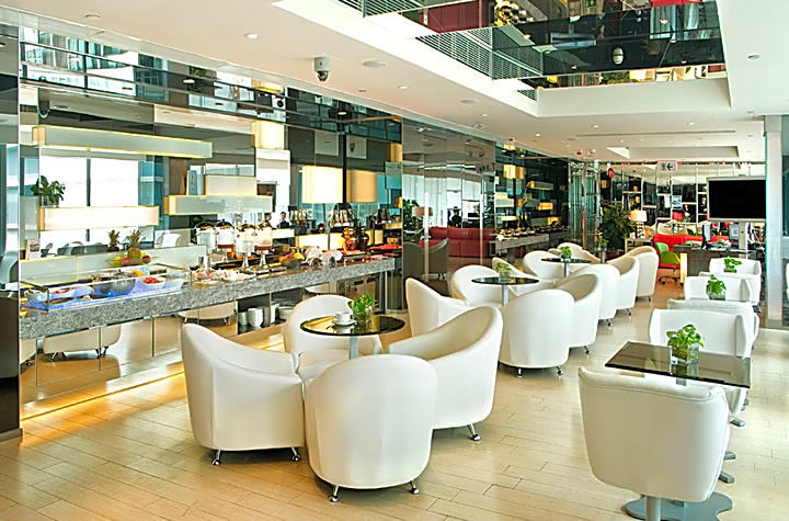 Regal Riverside Hotel