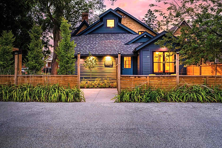 Somewhere Inn Collingwood