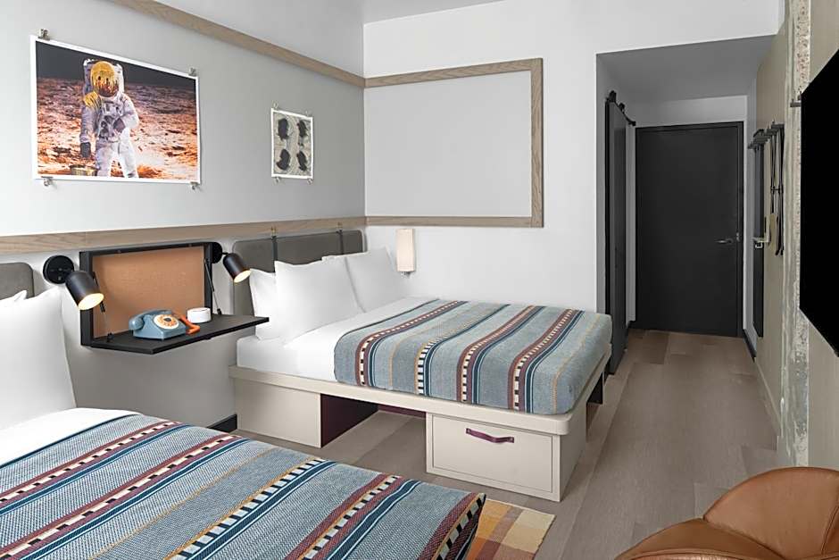 Moxy Houston Downtown