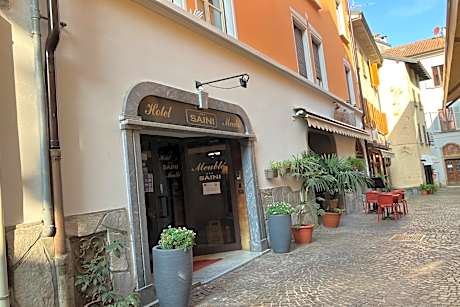 Hotel Saini with Air conditioning