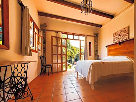 Queen Room with Balcony