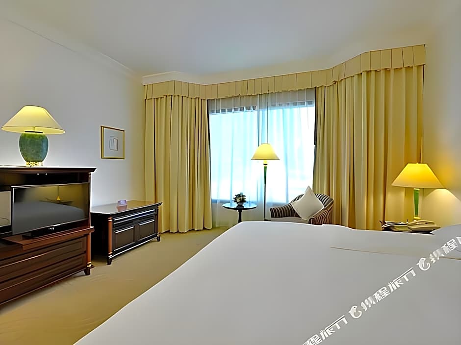 Evergreen Laurel Hotel