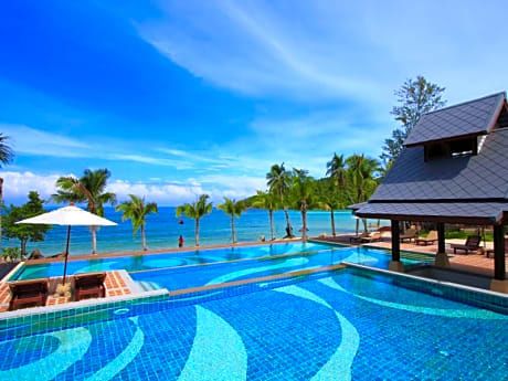 Salad Buri Resort & Spa